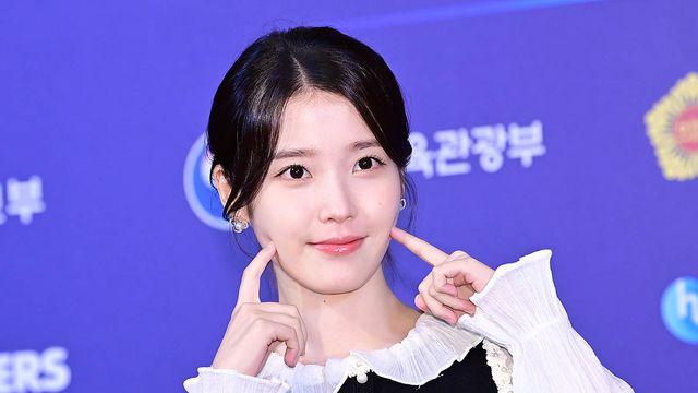 아이유, 본업 '가수'도 대박…'홍보 NO' 깜짝 신곡도 음원차트 1위