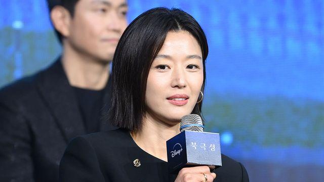 톱여배우 유튜브 홍수 속…전지현, '안'해서 더 핫하다 [엑's 이슈] 