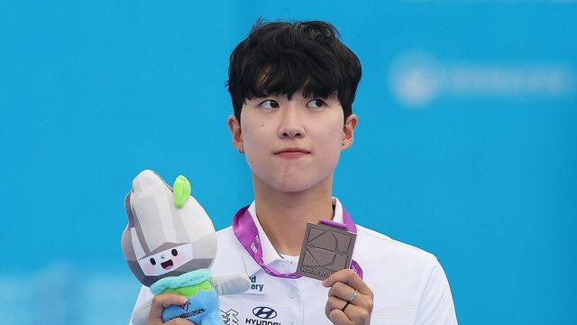 '도쿄 3관왕' 안산, 1년 쉬고 돌아와 세계선수권 전종목 메달…