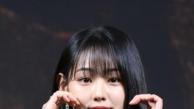 강미나, '10주년' 아이오아이 재결합 불참 