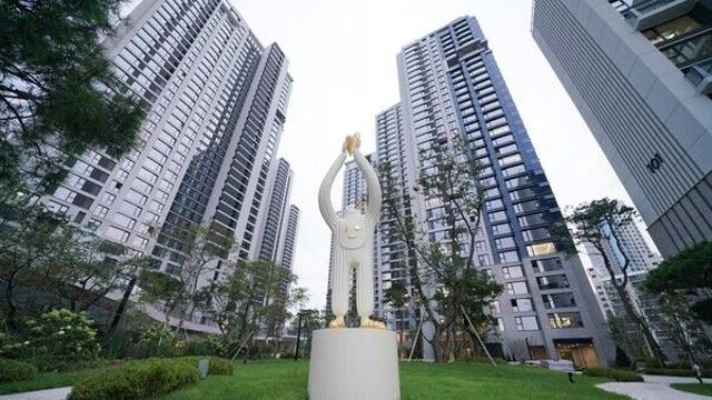 롯데건설, ‘청담 르엘’에 세계적 아트 콜라보···하이메 아욘·사일로랩 작품 설치