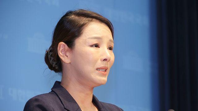 조국혁신당, '성비위 사건' 탈당 강미정에 복당 호소…“조국도 희망”