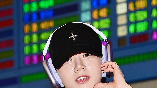 혜리, 팬미팅 앞두고 안타까운 부상 소식…
