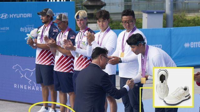 진흙밭에서도 흔들림 없었다, 코오롱스포츠 ‘K-양궁화 아처삭스’ 전 세계 주목