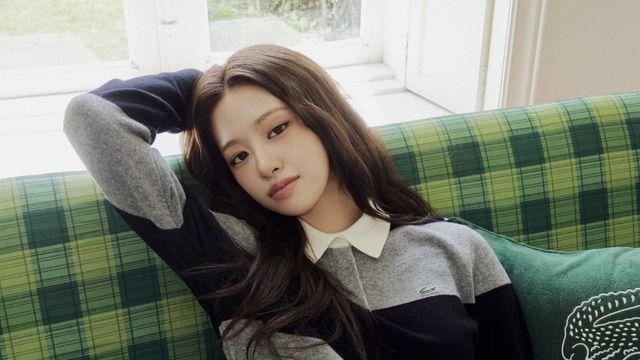 일상복은 안유진처럼…따라 입고 싶게 만드는 비주얼
