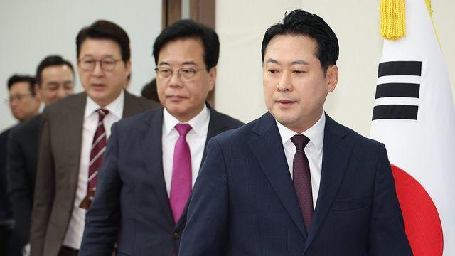국힘 지도부, 오늘 부산 방문…'손현보 목사 교회' 예배 참석