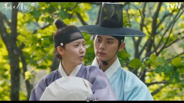 윤아, 자객 습격 속 온몸 던진 이채민에 설렘 느꼈다 “전하 멋있어♥” (‘폭군의 셰프’)[종합]
