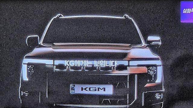 광고 한 컷에 쏠린 눈… KGM ‘무쏘 스포츠 풀체인지 Q300’ 기대감 폭발