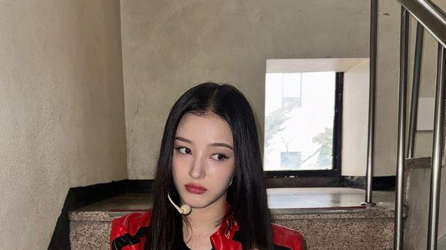 모모랜드 낸시, 레드 레더 재킷으로 돌아온 걸크러시 여신