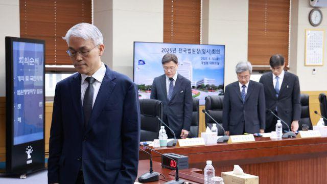 정청래 “사법개혁 사법부 자초” vs 국힘 