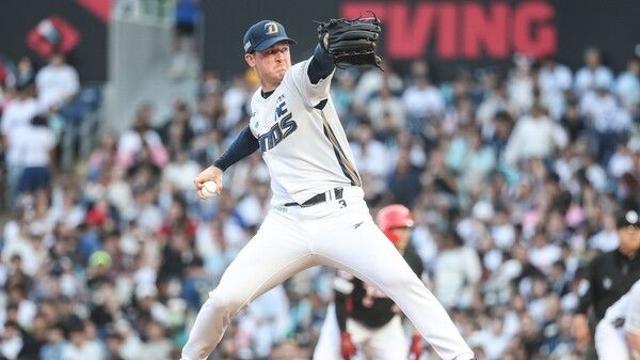 '200탈삼진' 라일리가 선창한 희망 찬가…NC, 두산 잡고 PS 희망 살렸다