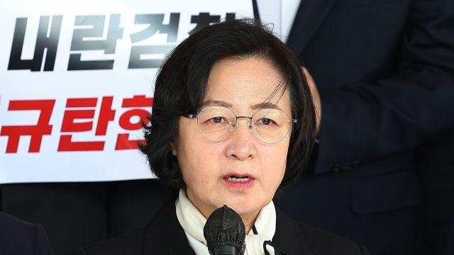 사법개혁에 의견 내겠다는 조희대에 추미애 