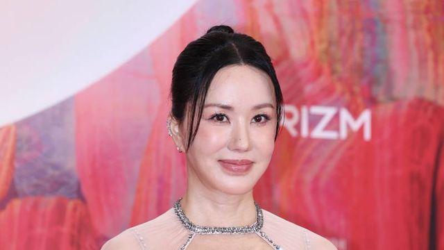 로코는 역시 엄정화, 망가짐+중년 로맨스 다 잡은 ‘금쪽’ [IS포커스]