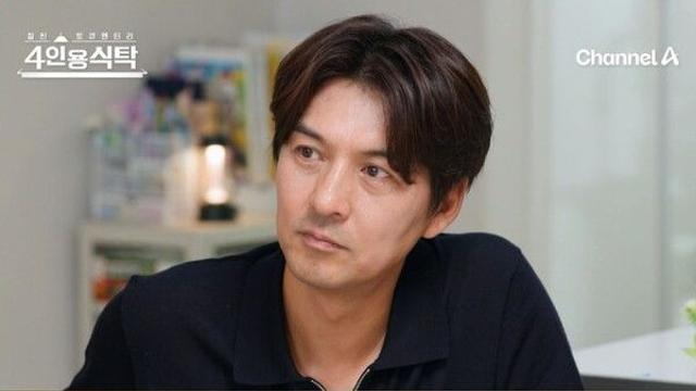 이필모, ‘4인용식탁’서 가족사 고백…“어머니 돌아가셨단 말, 아버지께 아직 못 해”