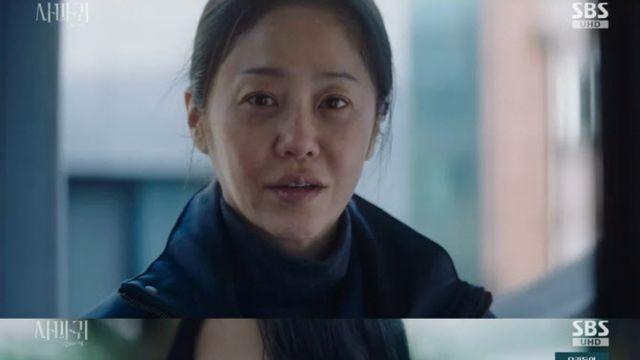 '사마귀' 고현정, 형사 독 먹이고 교도소 탈출…압도적 존재감
