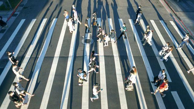 '연회비만 2천만 원인데..' 요즘 MZ 세대, 당장 내야 할 월세보다 비싸도 과감하게 지르고 있는 소비 분야