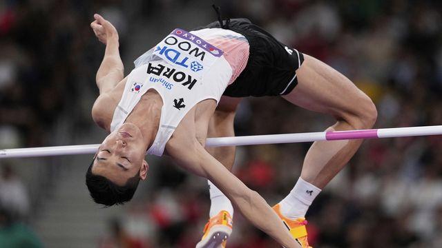 종아리 통증은 극복해야 할 변수…우상혁 16일 금빛 도약 예고