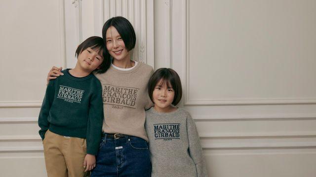 “피는 못 속여” 김나영과 두 아들… 모델 포스