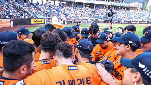 7년 만에 가을야구, 대전이 들끓는다…김경문 감독 “팬들 초대할 수 있어 감사해” [SD 대전 브리핑]
