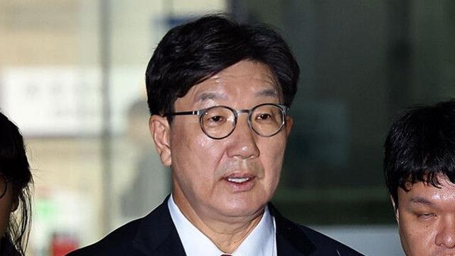 권성동 구속 기로…특검 