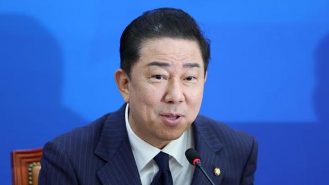 김병기 