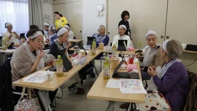 일본 고령 인구, 전체의 29.4%로 사상 최고치