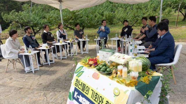 이재명 대통령, 청년농업인 간담회 개최