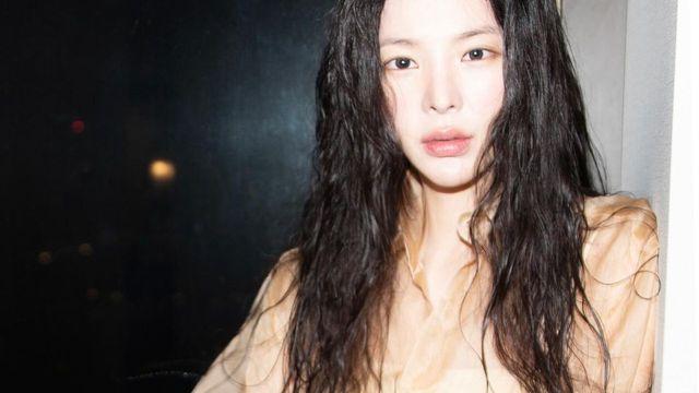 장재인, 시스루 셔츠로 그려낸 몽환적 매력