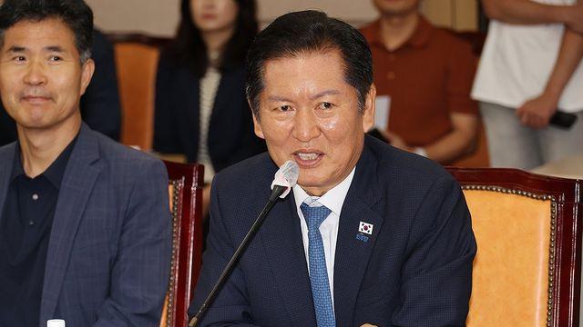 與, 제주서 최고위·예산정책협의회…4·3 평화공원 참배도
