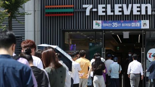 2200종 한꺼번에 푼다… 세븐일레븐, 2차 소비쿠폰 시즌 '역대급 할인' 시작