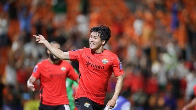 강원, 역사적인 ACLE 데뷔전서 상하이 선화에 2-1 역전승