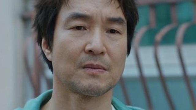 한석규, 치킨집 사장 변신… 