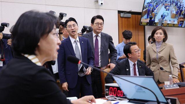 곽규택, 사별한 박지원에 