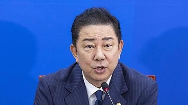 김병기 