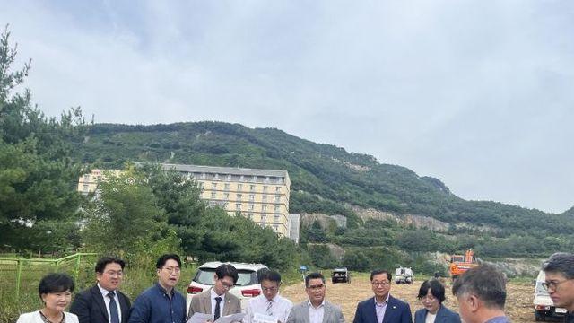 안양시의회 총무경제위원회, 경인교대 경기캠퍼스 내 야구장·풋살장 조성 현장 방문