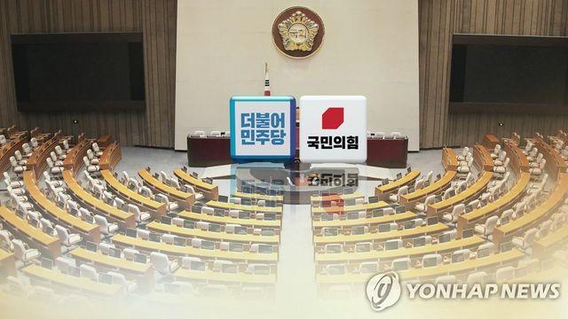 대정부질문 사흘째…재정 확장·부동산대책 등 경제 분야 공방