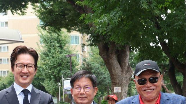 정준호·김흥국, 선한 영향력…마포구 어르신 위한 짜장면 600인분 봉사