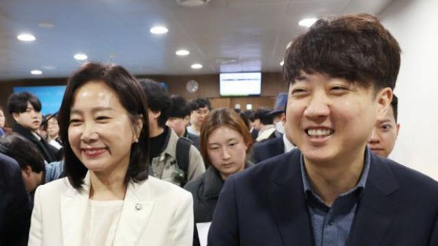 이준석에 SNS 차단당한 허은아 “명색이 당대표인데” 분개