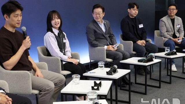 이 대통령, 스타트업 만나 