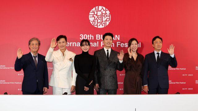 [BIFF]‘어쩔수가없다’ 감개무량 부산 상륙…박찬욱·이병헌 “첫 개막작 선정 설레”(종합)