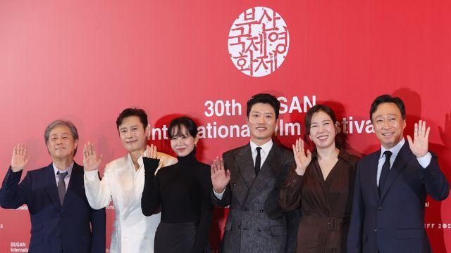 박찬욱 '어쩔수가없다' 부국제 포문…