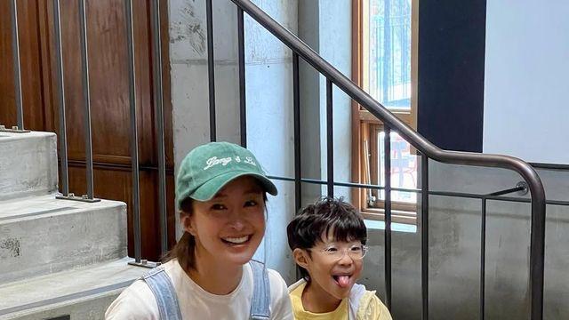 가을 운동화 이걸로 끝! 셀럽들이 인증한 신발장 필수템은?