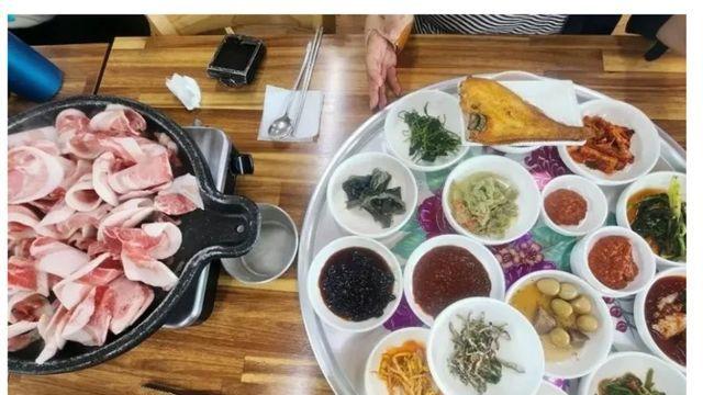 삼겹살 백반 1인분 12000원 기사식당