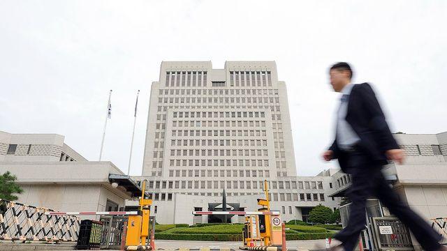[팩트체크] 던진 그릇 빗나가도 폭행이라는데…신체접촉 안해도 폭행죄 성립
