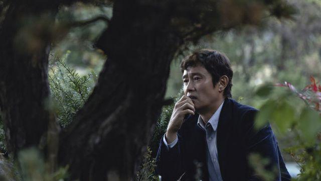 '어쩔수가없다' 어쩔 수 없이 과몰입…이병헌, N차관람 유발 필사의 열연 [봤어영]
