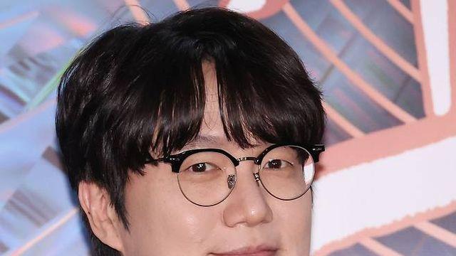 성시경, 고발 당했다…'1인 기획사 미등록' 혐의 결국 경찰 조사 [엑's 이슈]