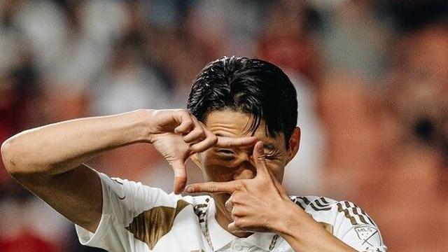 “LAFC 슈퍼스타가 해트트릭 달성했다!” 美 홀린 손흥민… MLS 전체가 열광!