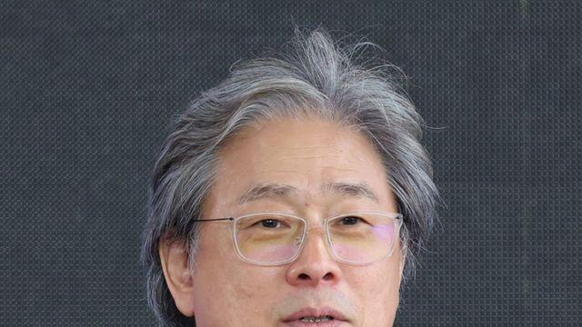 [30th BIFF] 박찬욱 감독 “‘어쩔수가없다’, 초기 주인공은 미국인…투자 난항으로 불발”