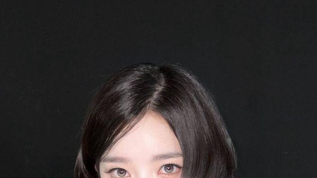 청초한 블랙&화이트, 트리플에스 우연의 단정 시크룩