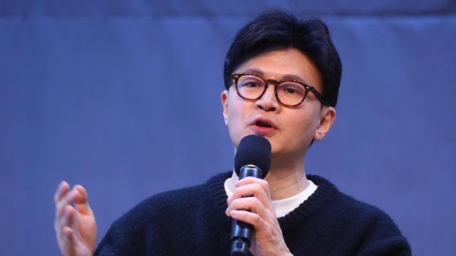 한동훈, 與 조희대·한덕수 회동 의혹 제기에 